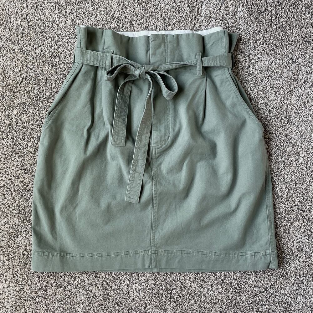 NWT GAP Paperbag Mini Skirt in Douglas Fir Green - Size: 12 - Picture 2 of 8